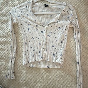 dainty blue floral top